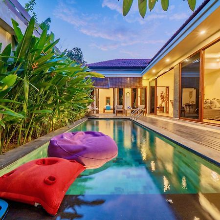 Villa Paradise Seminyak Екстериор снимка